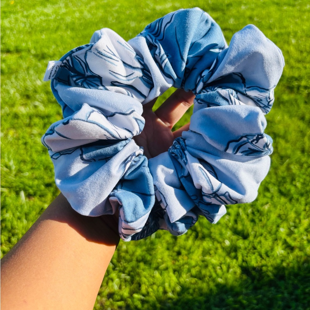 Blue and White Patterned Hair Scrunchie